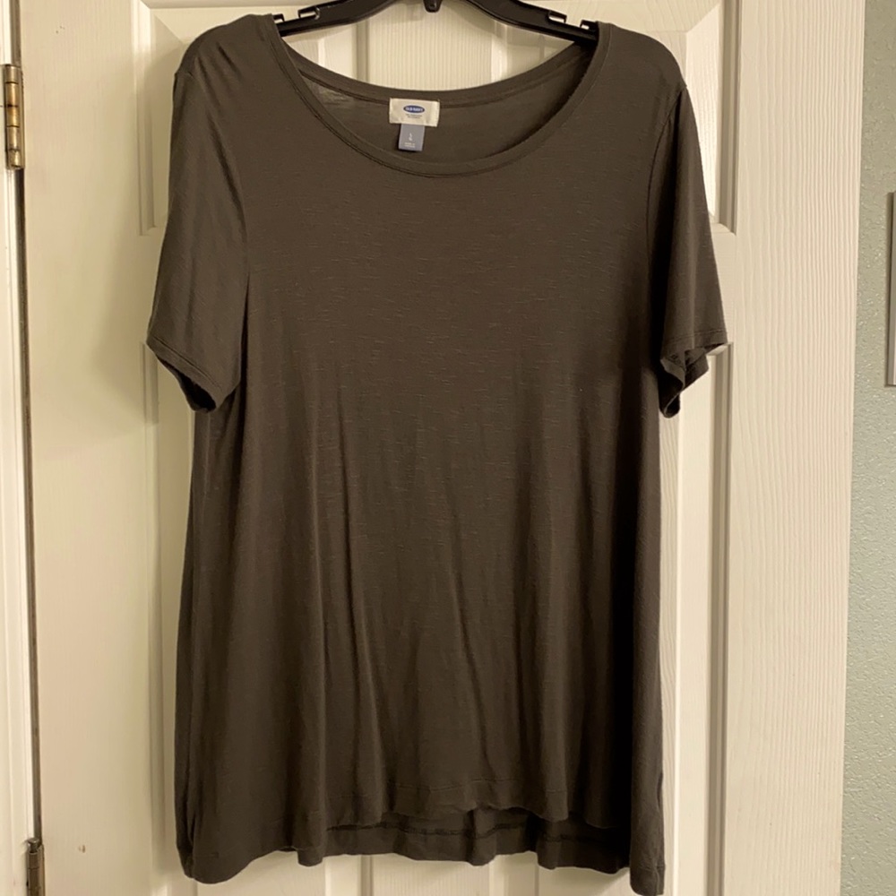 Old Navy tee